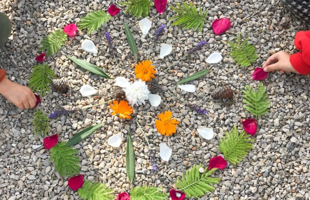Mandala amb elements de la natura d'AnnaisMamaBear